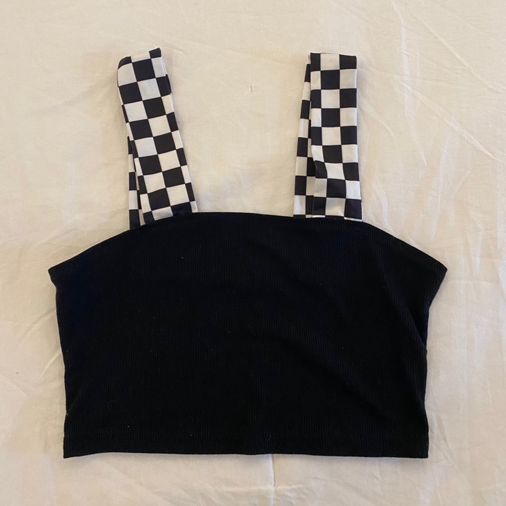Black crop top